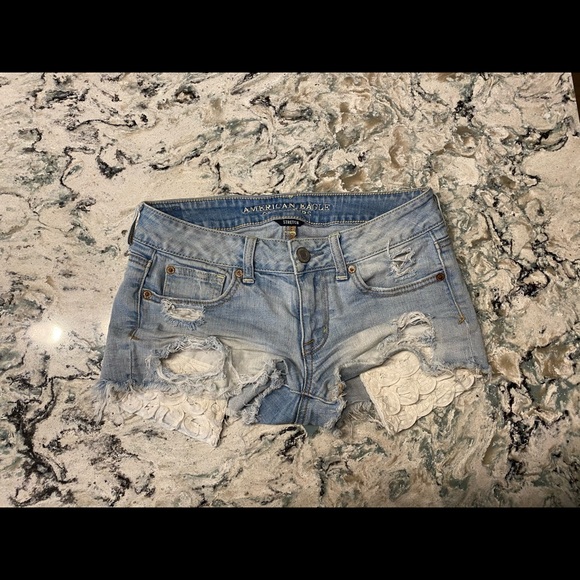 American Eagle Outfitters Pants - American eagle shorts